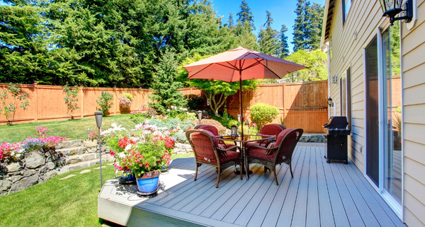 perfect backyard deck
